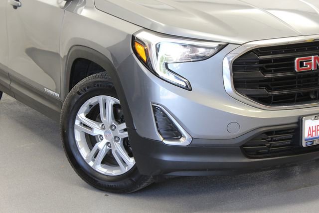 Used 2018 GMC Terrain SLE FWD image 2