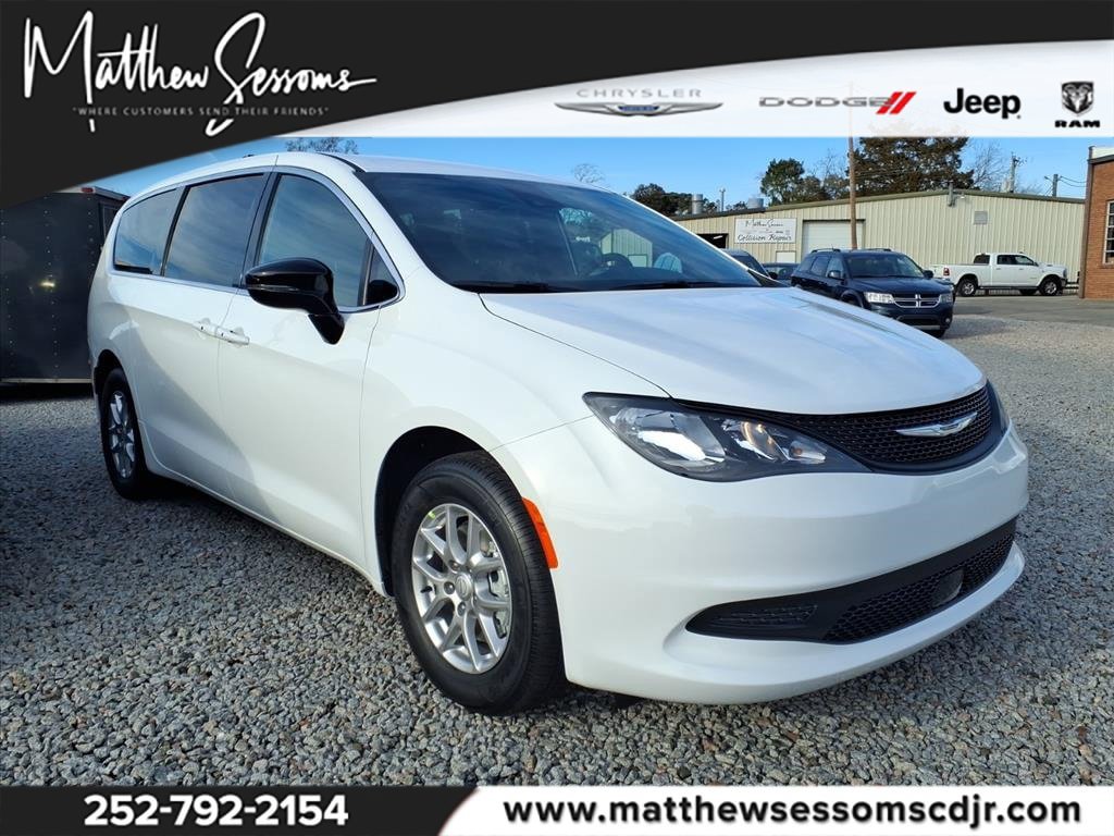 New 2026 Chrysler Voyager LX FWD video 1