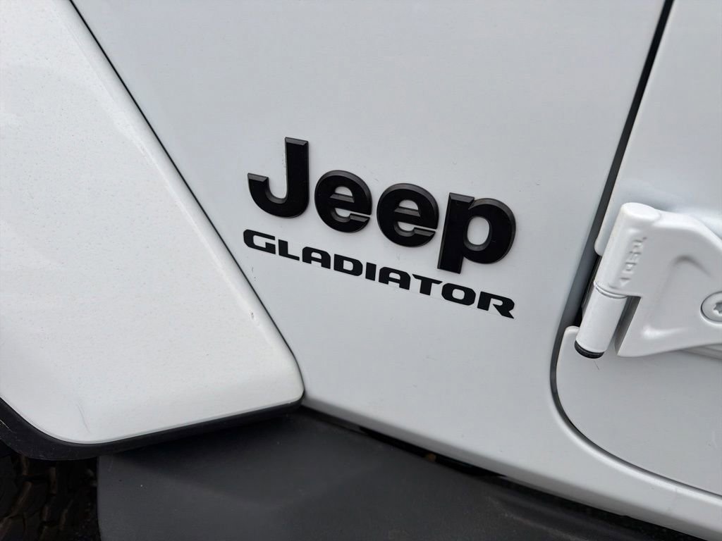 Used 2022 Jeep Gladiator Sport AWD/4WD image 18