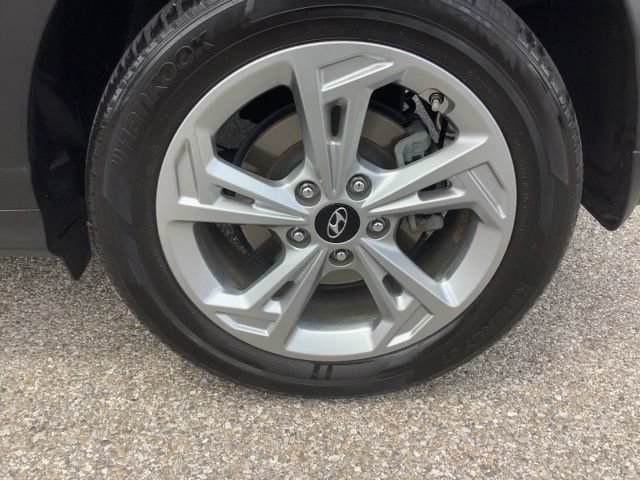 Certified 2023 Hyundai Kona SEL AWD/4WD image 33