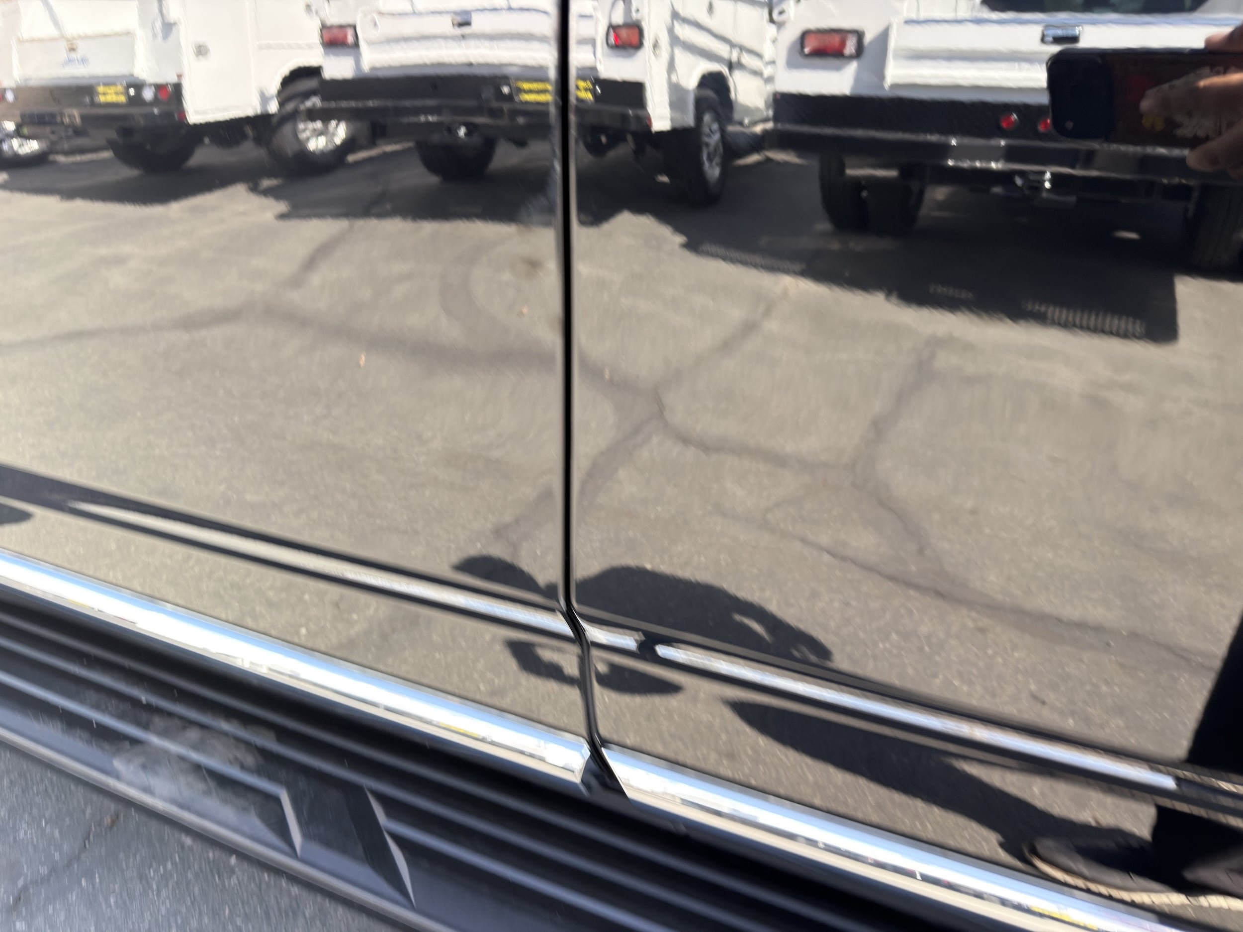 Used 2023 GMC Yukon SLT w/ SLT Luxury Package AWD/4WD image 45