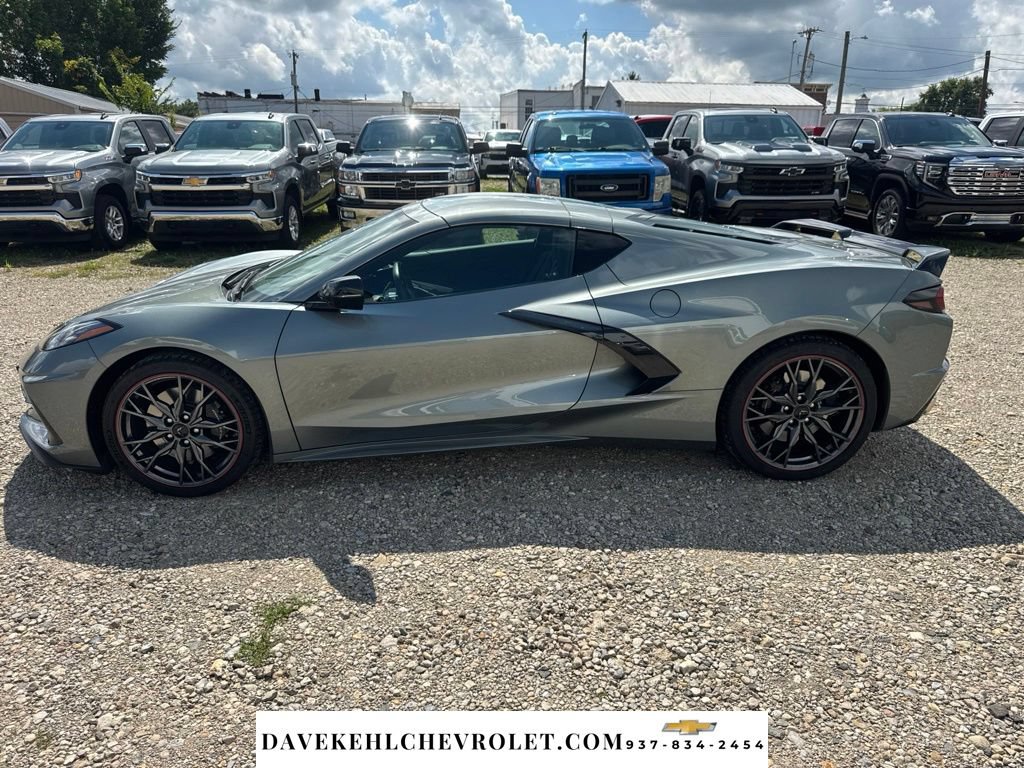 Used 2024 Chevrolet Corvette Stingray Coupe w/ Z51 Performance Package RWD image 2