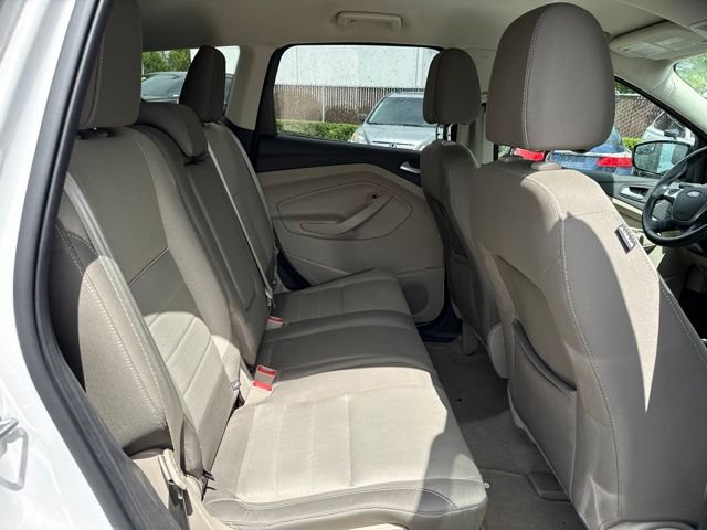 Used 2015 Ford Escape SE AWD/4WD image 40