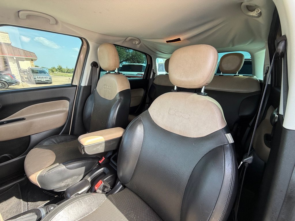 Used 2014 FIAT 500L Lounge FWD image 16