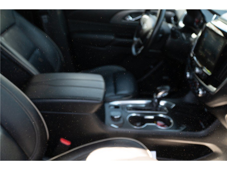 Used 2023 Chevrolet Traverse Premier w/ Redline Edition AWD/4WD image 32