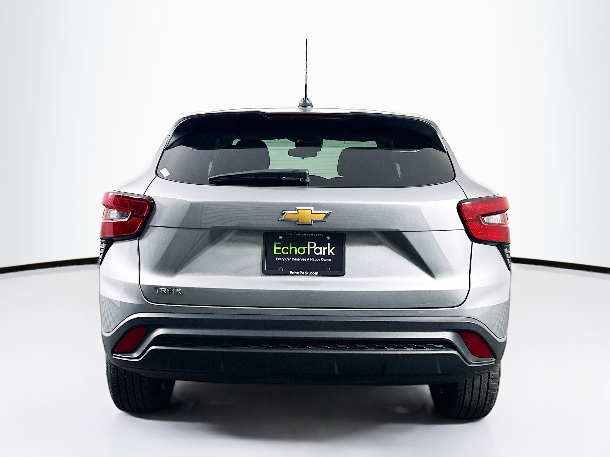 Used 2024 Chevrolet Trax LS FWD image 7