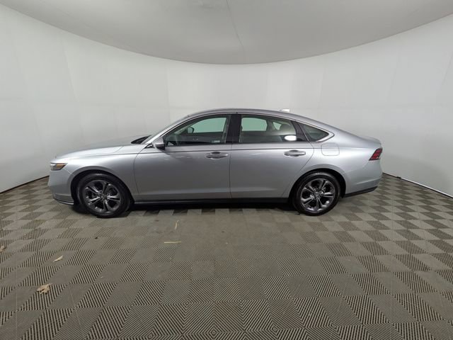 Used 2023 Honda Accord EX image 16