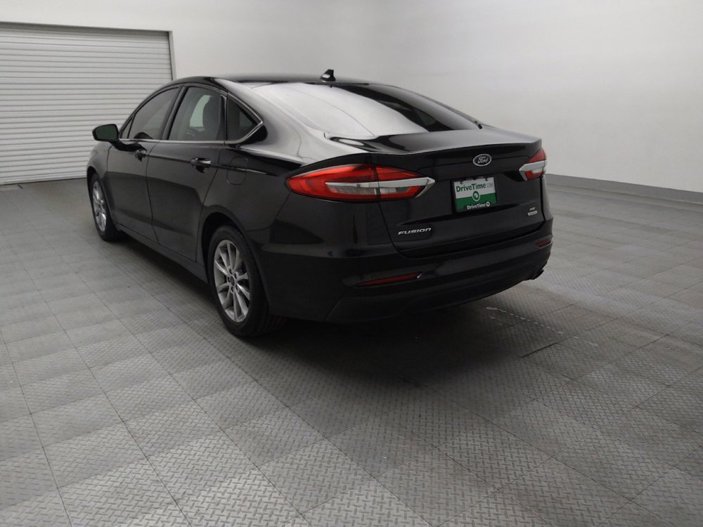Used 2020 Ford Fusion SE FWD image 5