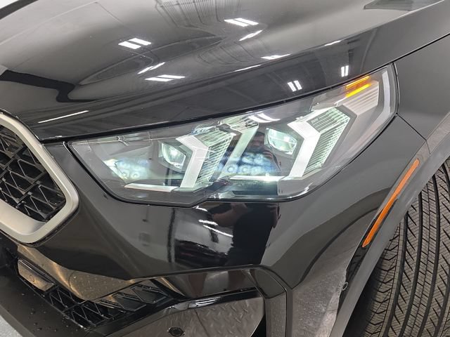 Certified 2025 BMW X2 xDrive28i w/ Convenience Package AWD/4WD image 25