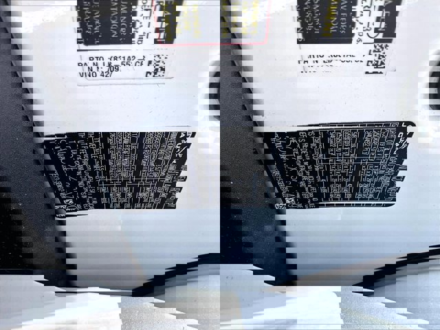 Used 2025 Jaguar F-PACE R-Dynamic S image 30