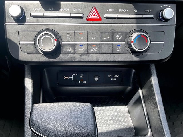Used 2025 Hyundai Tucson SE FWD image 24