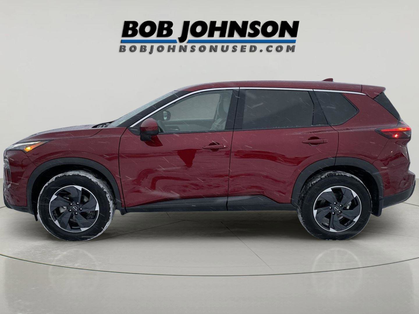 Used 2025 Nissan Rogue SV image 4