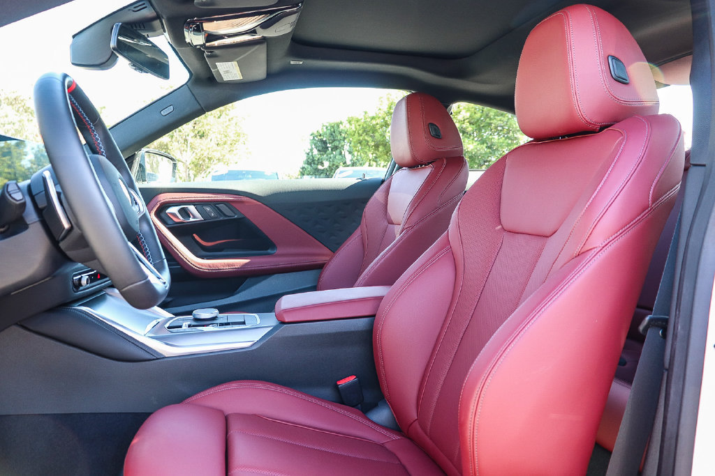Used 2025 BMW M240i Coupe RWD image 15