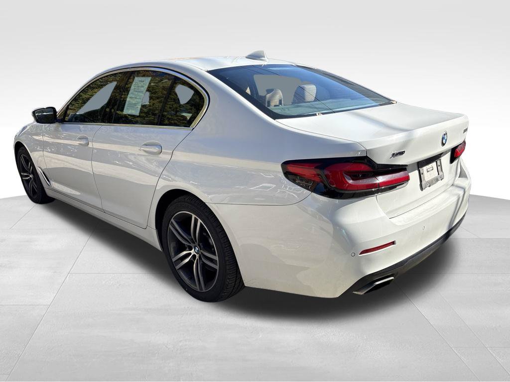 Used 2023 BMW 530i xDrive w/ Premium Package AWD/4WD image 2