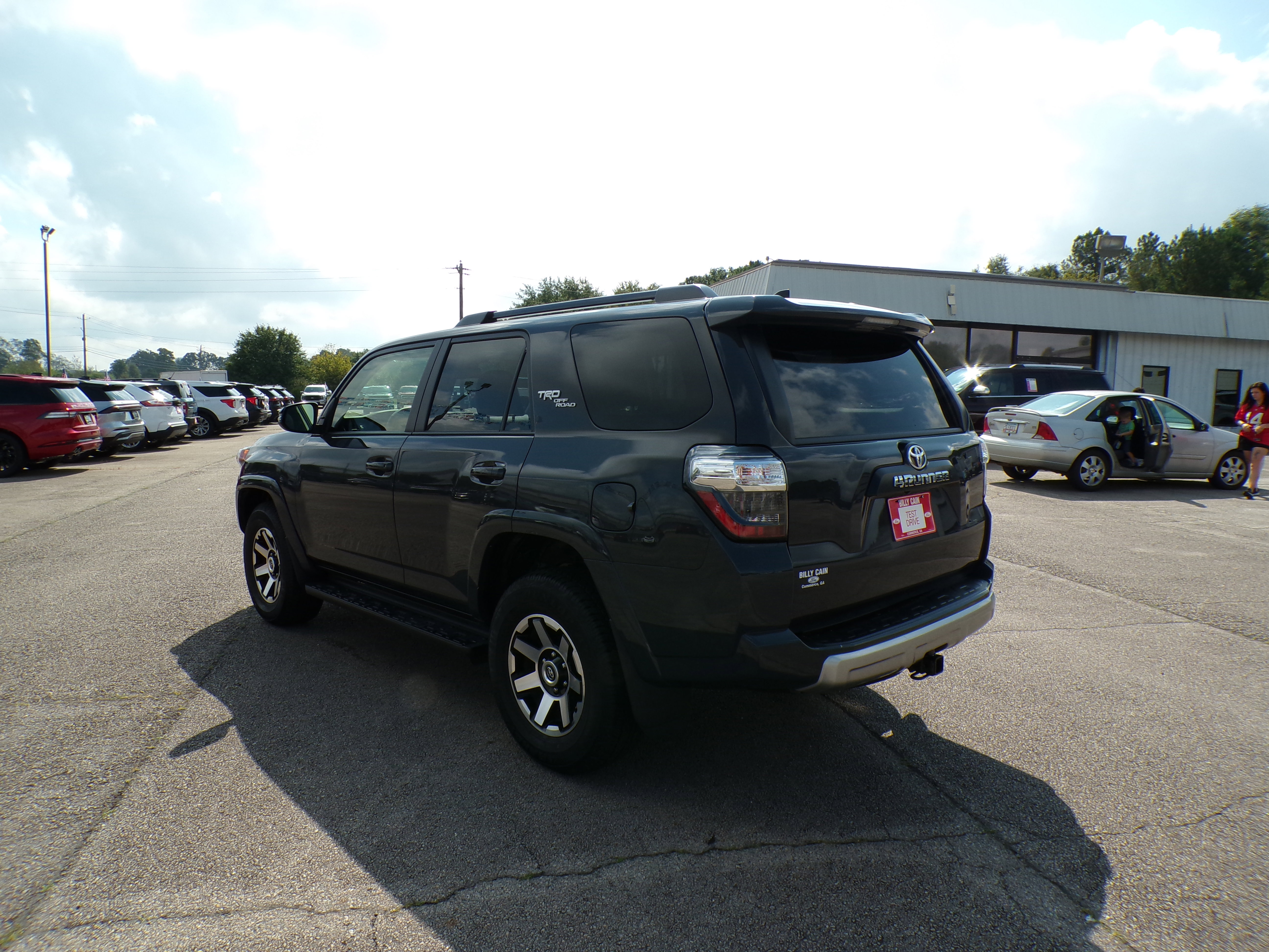 Used 2024 Toyota 4Runner TRD Off-Road Premium image 5