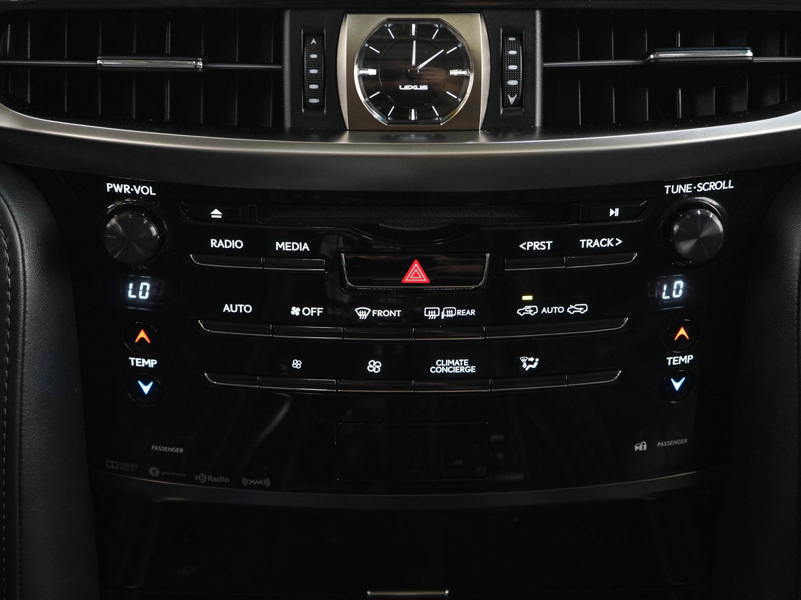 Used 2018 Lexus LX 570 4WD image 22