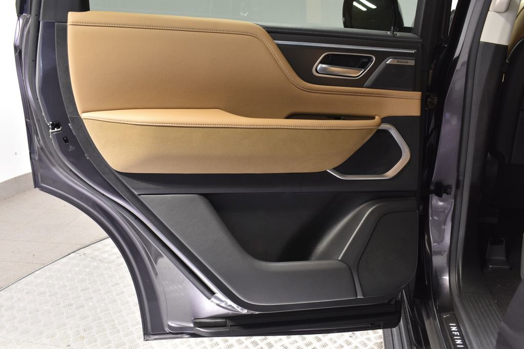 New 2026 INFINITI QX80 Luxe image 28