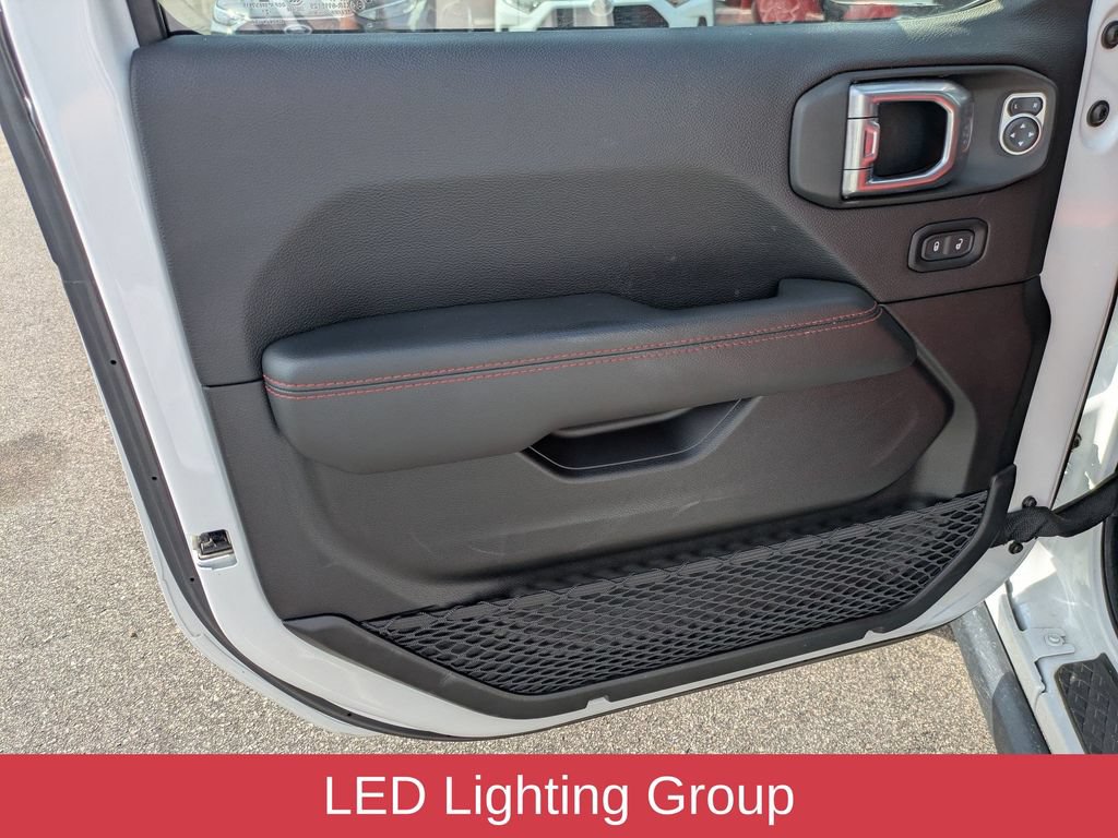 Used 2021 Jeep Gladiator Rubicon AWD/4WD image 11