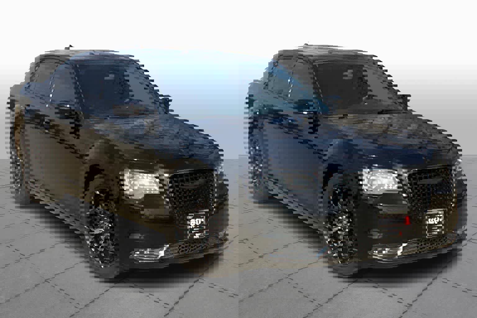 Used 2020 Chrysler 300 S image 3