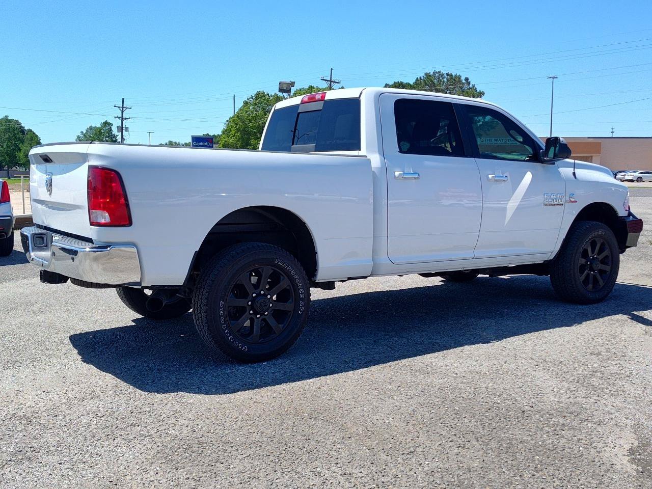 Used 2017 RAM 2500 SLT w/ Snow Chief Group AWD/4WD image 7