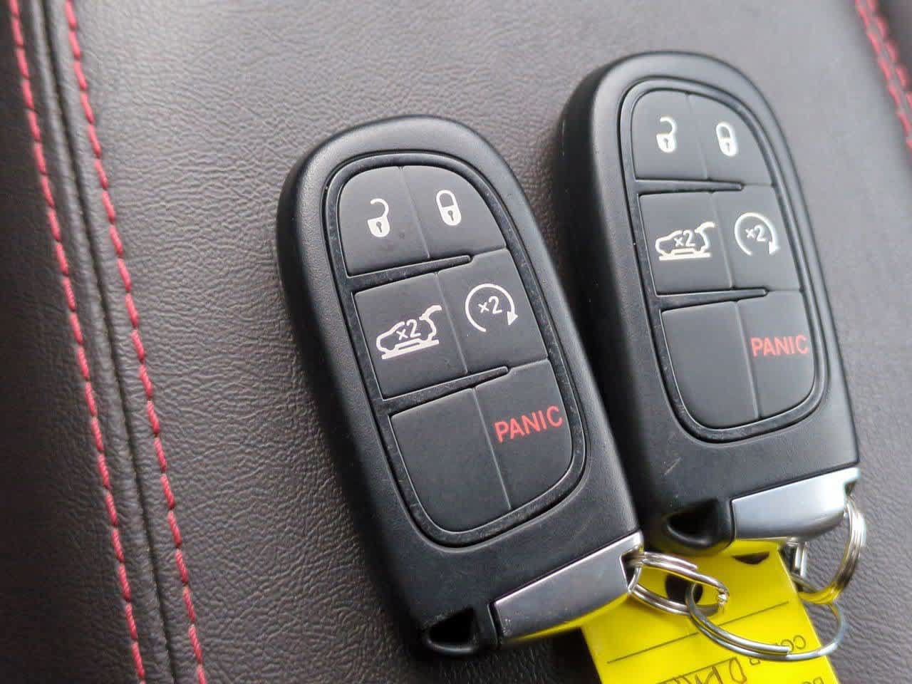 Used 2015 Jeep Cherokee Trailhawk w/ Comfort/Convenience Group AWD/4WD image 36