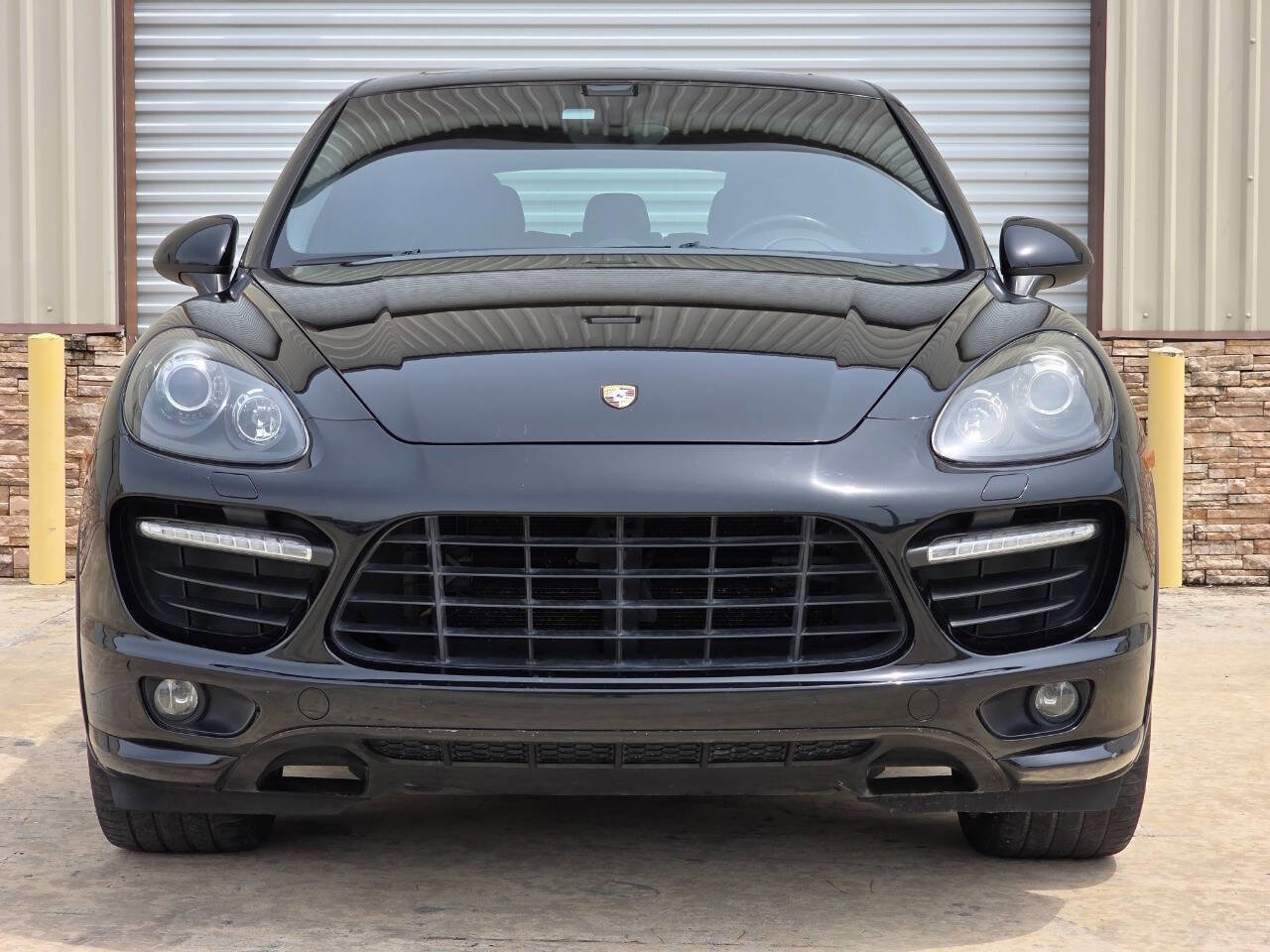 Used 2014 Porsche Cayenne GTS AWD/4WD image 8