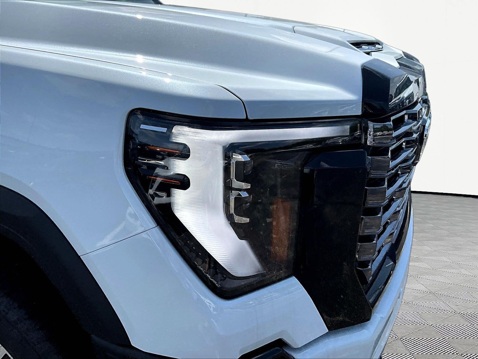 New 2026 GMC Sierra 2500 Denali Ultimate w/ LPO, Black Badging Package AWD/4WD image 8