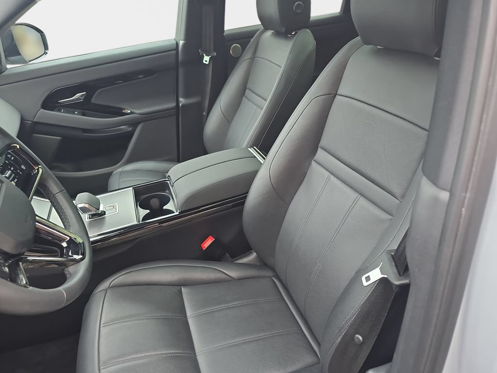 Certified 2025 Land Rover Range Rover Evoque Dynamic SE AWD/4WD image 18