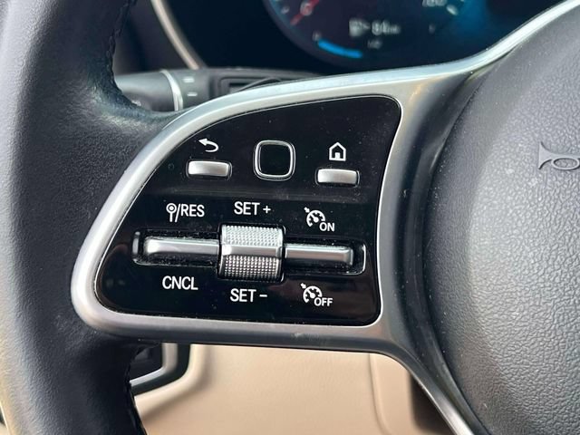 Used 2022 Mercedes-Benz GLC 300 w/ Premium Package Lite image 29