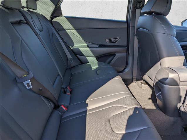 New 2026 Hyundai Elantra SEL Sport FWD image 30