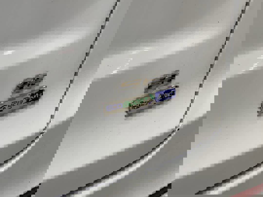 Used 2020 Ford Fusion SE image 12