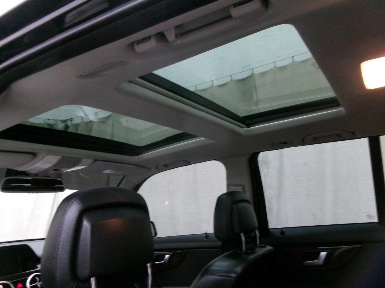 Used 2015 Mercedes-Benz GLK 350 4MATIC image 12