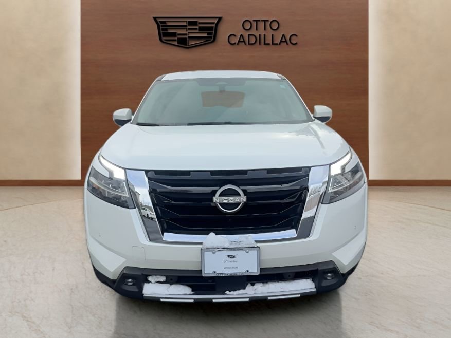 Used 2022 Nissan Pathfinder Platinum w/ Cargo Package image 8