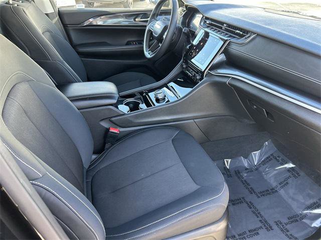 Certified 2023 Jeep Grand Cherokee L Laredo image 12