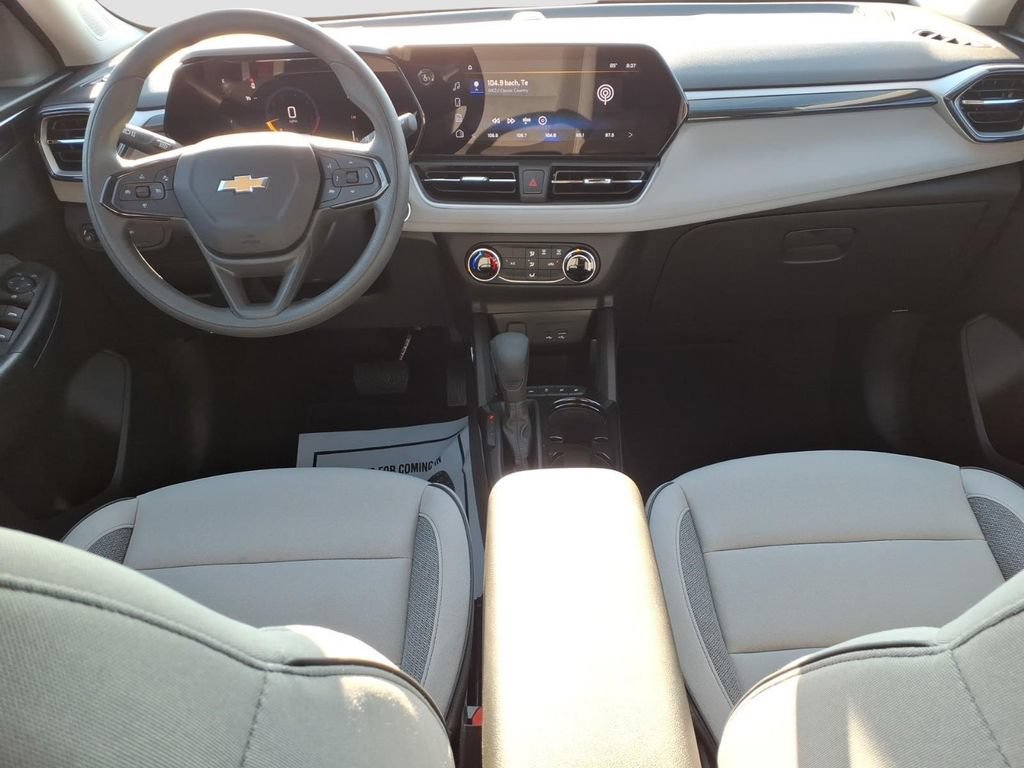 Used 2026 Chevrolet TrailBlazer LS w/ LS Convenience Package FWD image 16