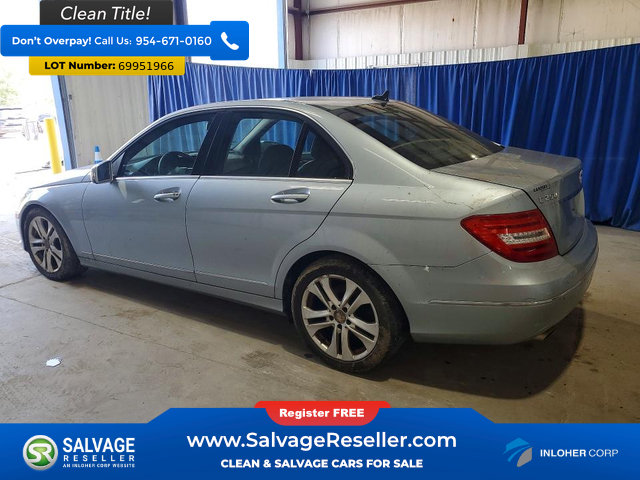 Used 2013 Mercedes-Benz C 250 Sedan image 3