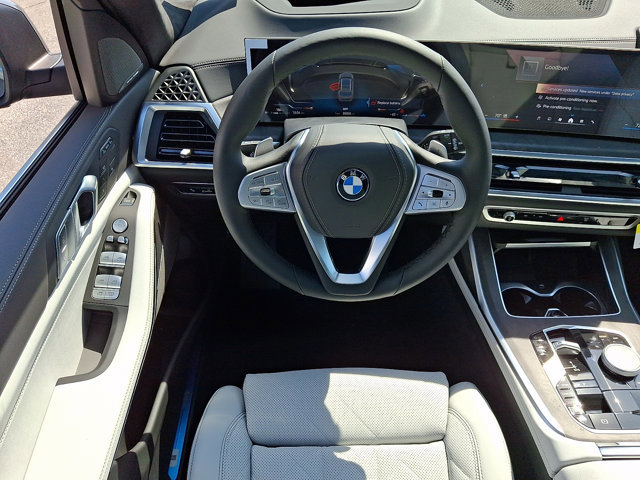 New 2026 BMW X7 xDrive40i image 8