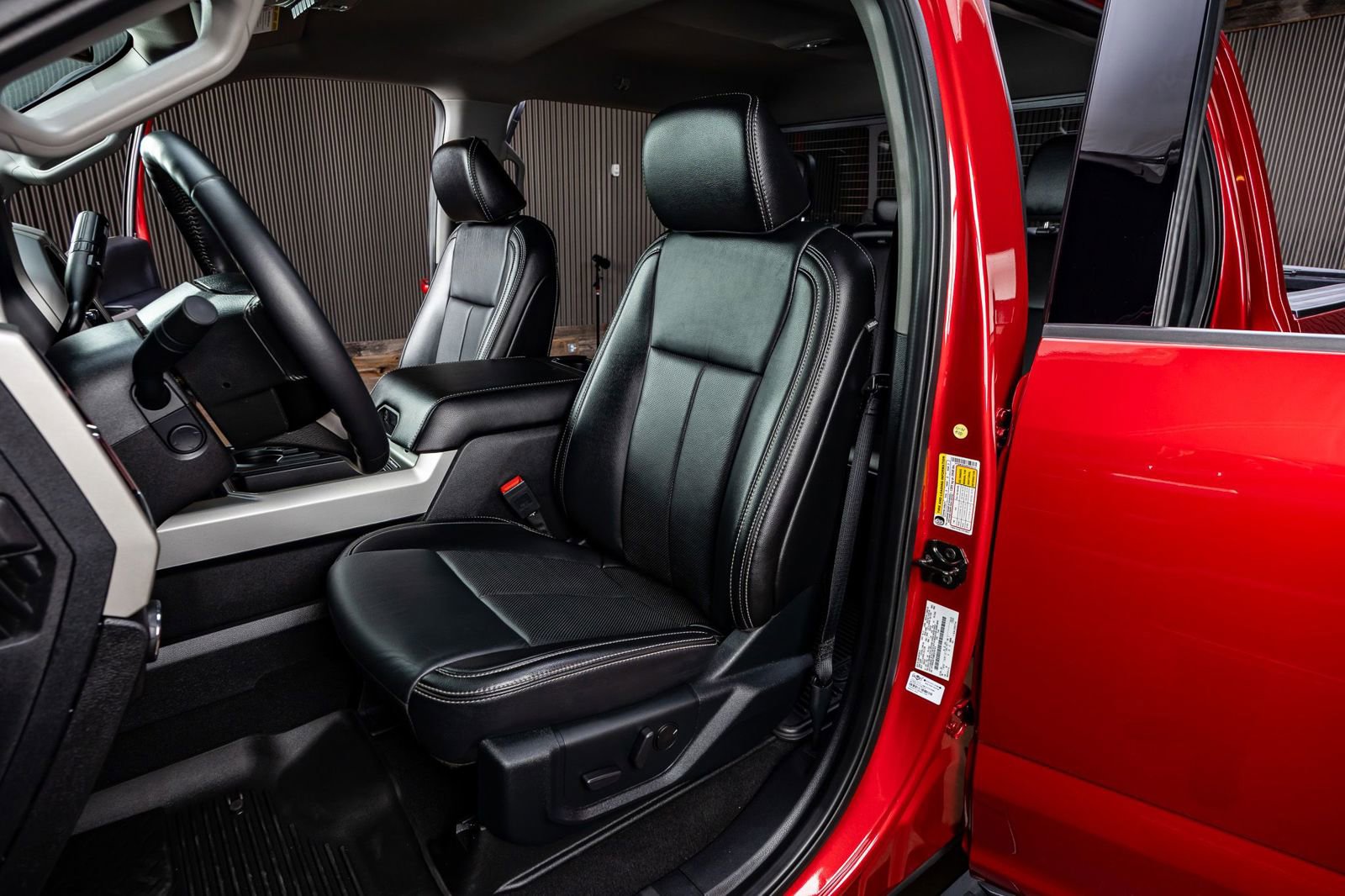 Used 2021 Ford F250 Lariat image 30