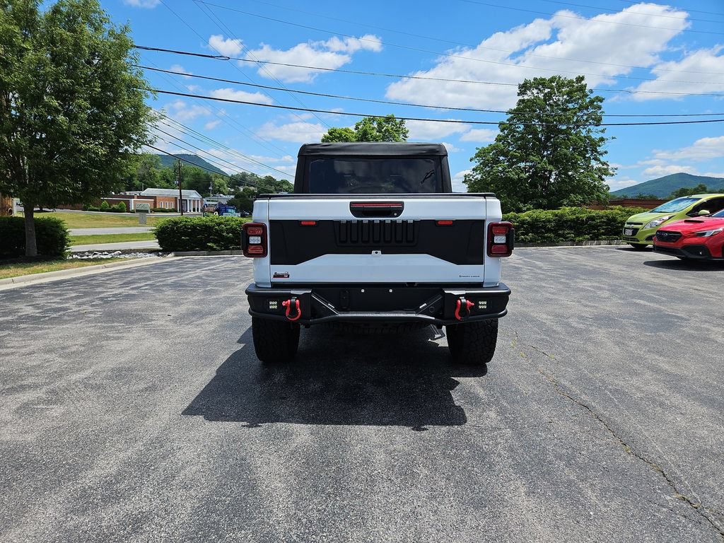 Used 2023 Jeep Gladiator Sport AWD/4WD image 4