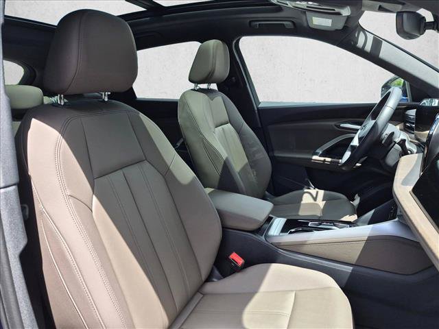 Certified 2025 Audi Q5 Premium w/ Convenience Package AWD/4WD image 22