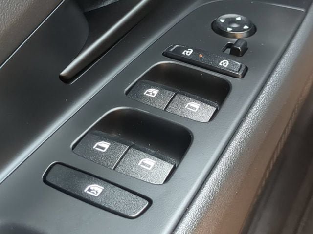 Certified 2026 Hyundai Elantra Sport FWD image 21
