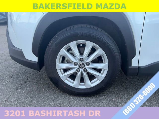 Used 2024 Toyota Corolla Cross LE AWD/4WD image 18