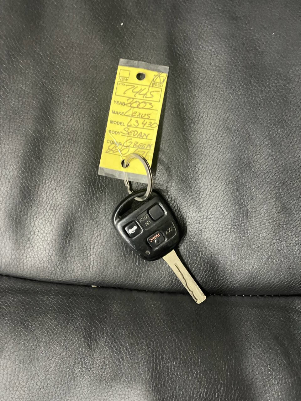 Used 2003 Lexus LS 430 RWD image 30