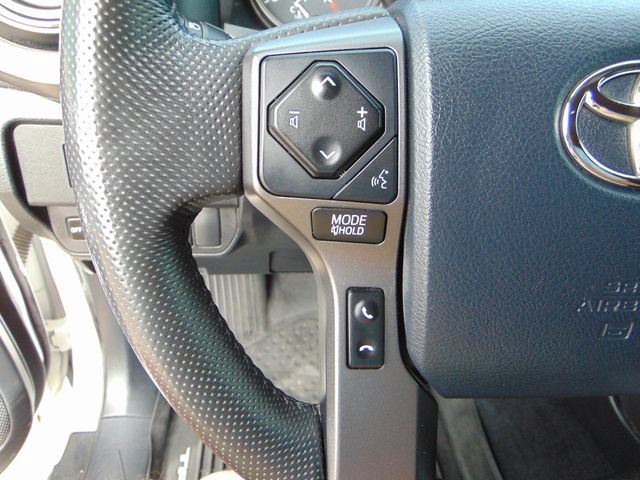 Used 2020 Toyota Tacoma TRD Sport AWD/4WD image 18