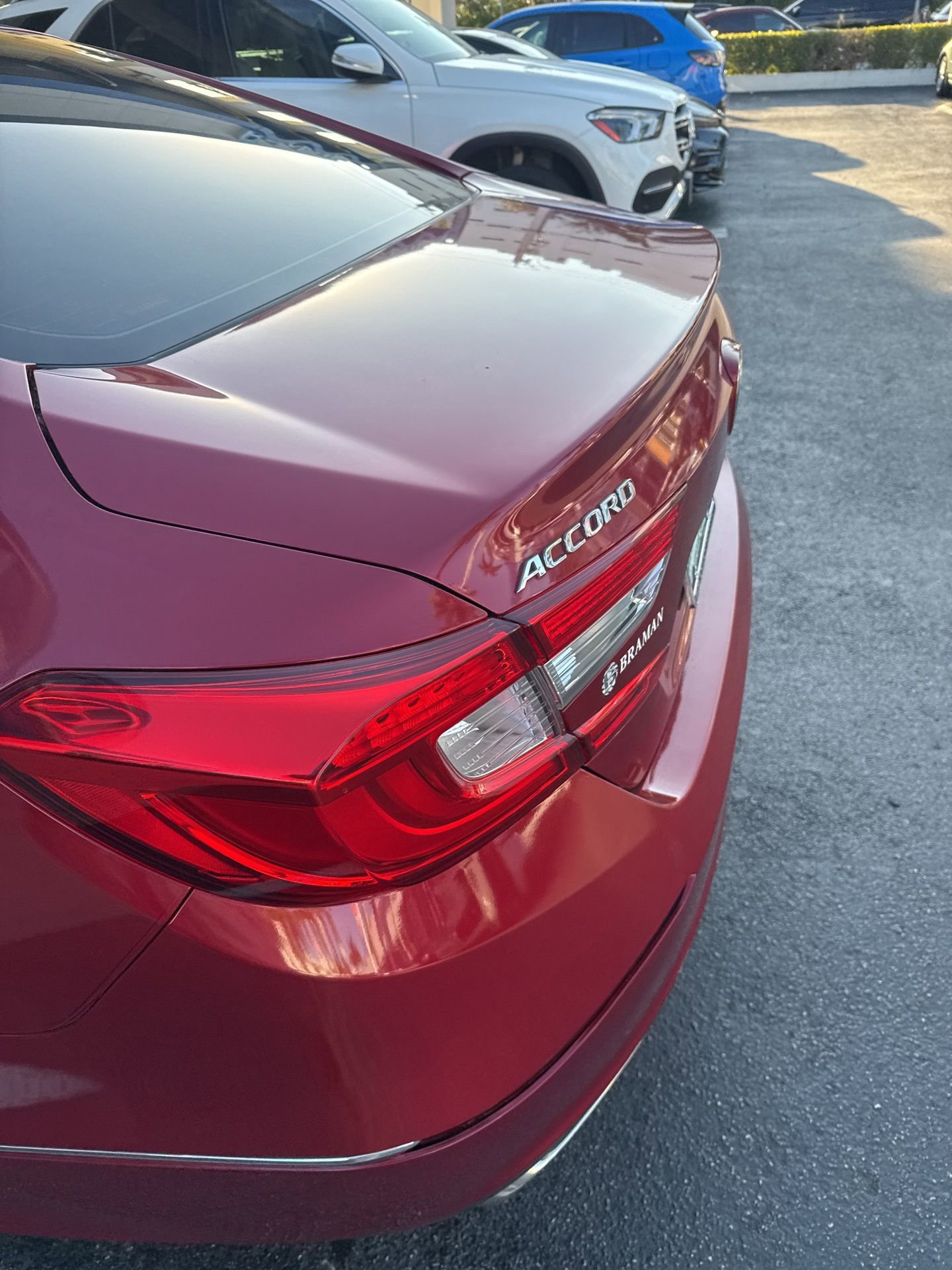 Used 2018 Honda Accord EX-L image 9