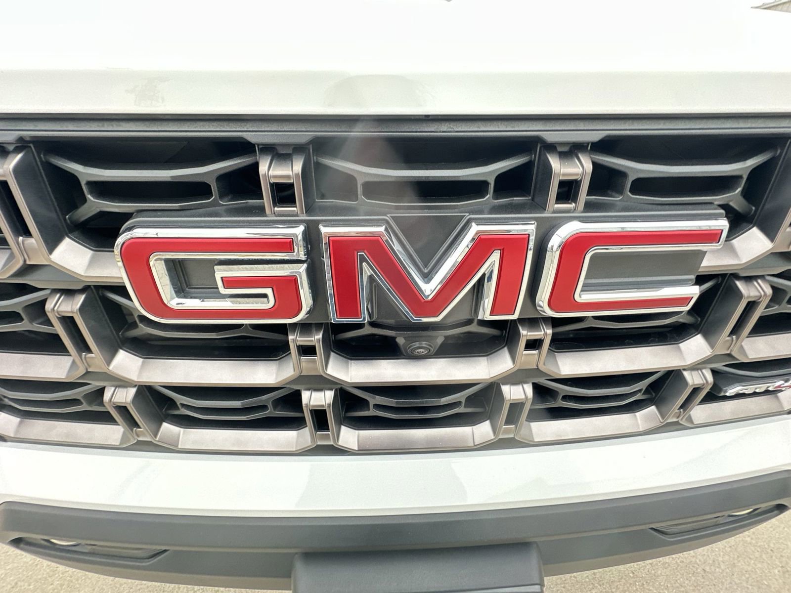 Used 2025 GMC Canyon AT4 w/ AT4X Package AWD/4WD image 32