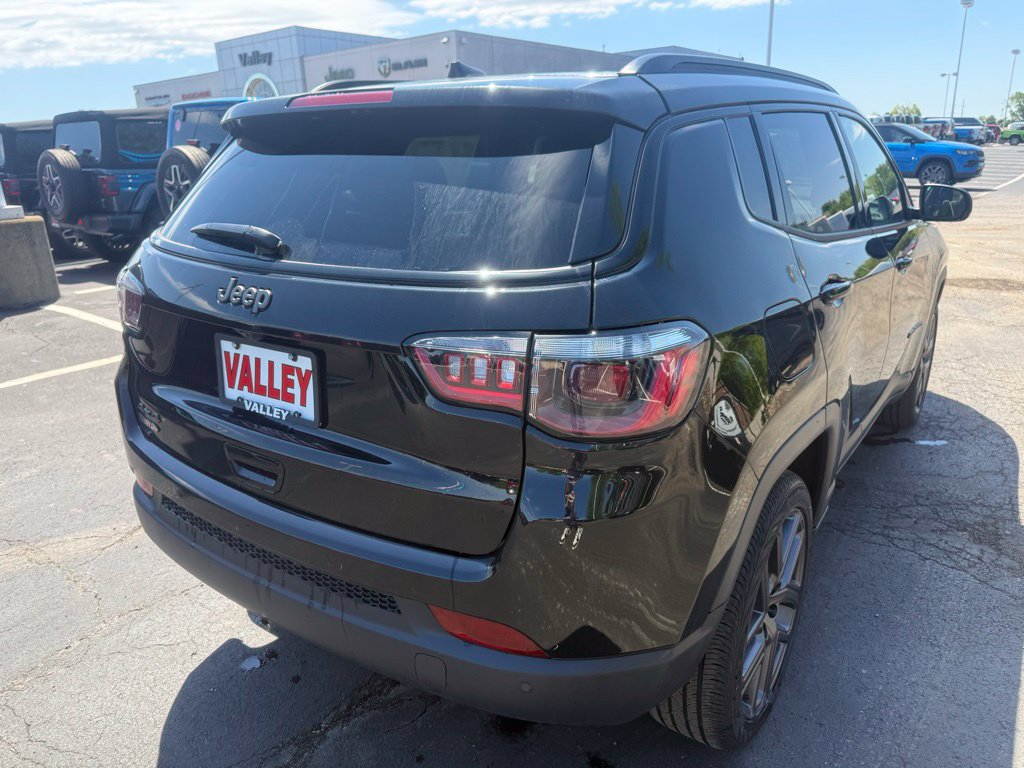 New 2026 Jeep Compass Limited AWD/4WD image 3