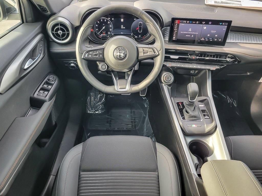 New 2025 Alfa Romeo Tonale w/ Active Assist Package AWD/4WD image 12