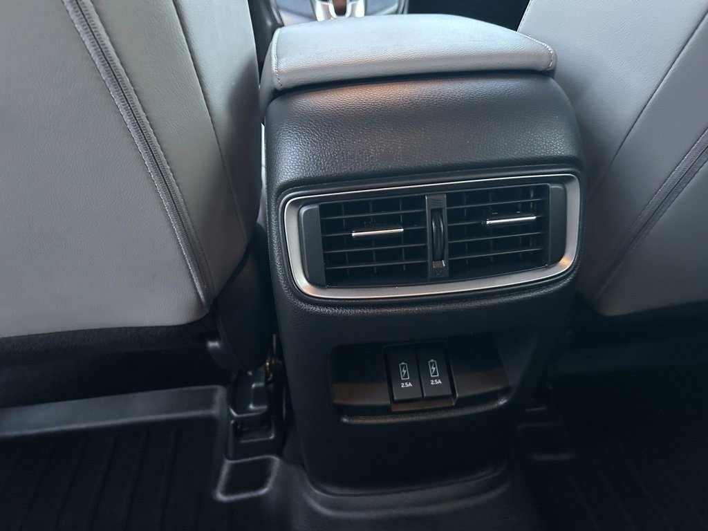 Used 2018 Honda CR-V Touring image 18