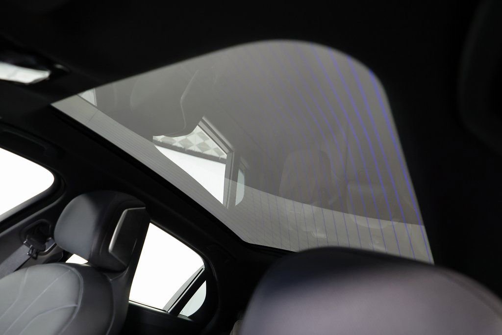 Used 2023 BMW i7 xDrive60 image 44